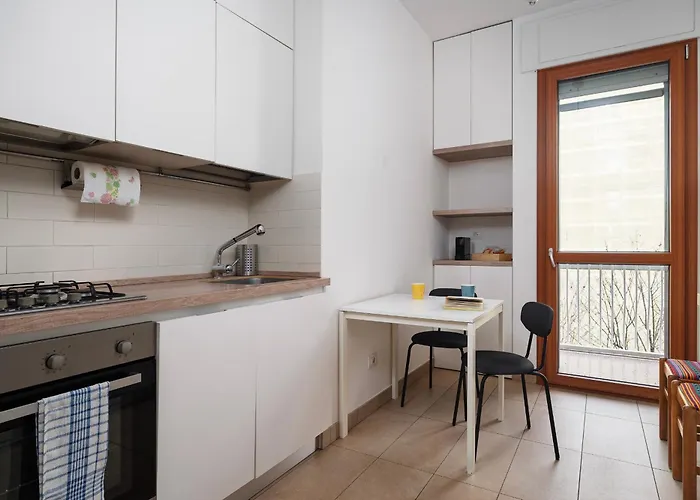 New - Roncaglia - M4 Bolivr - Sforza Castel Appartement